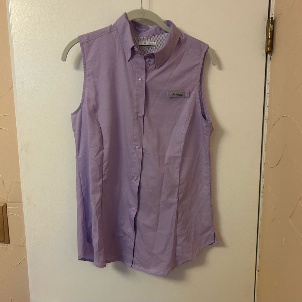 Columbia Women's Lavender Sleeveless Snap Fishing Shirt